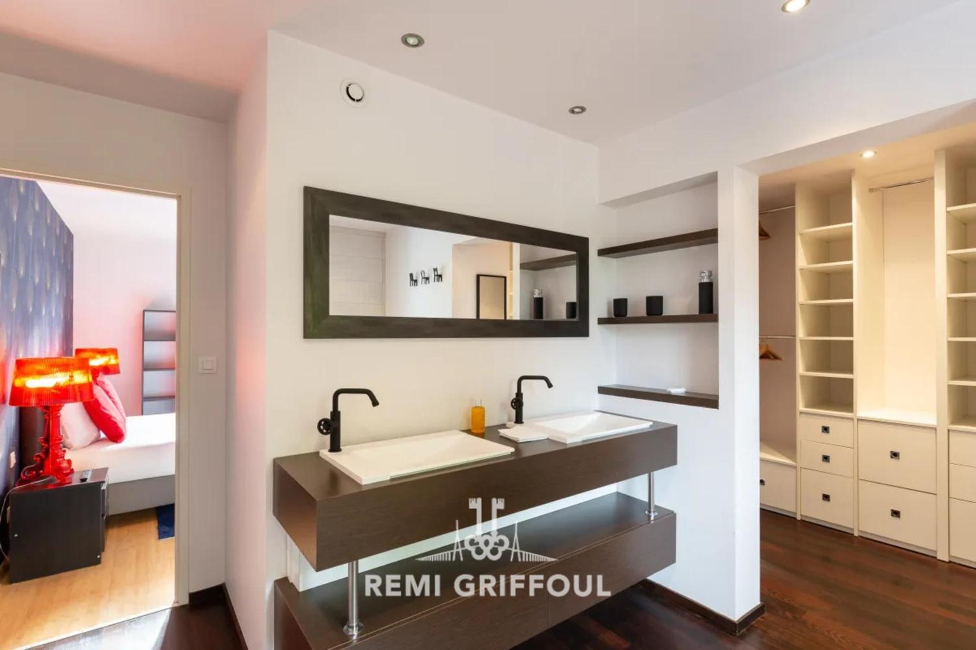 The Cosmopolitan Architect Design With Rooftop Jacuzzi 8 Guests Hébergement de vacances