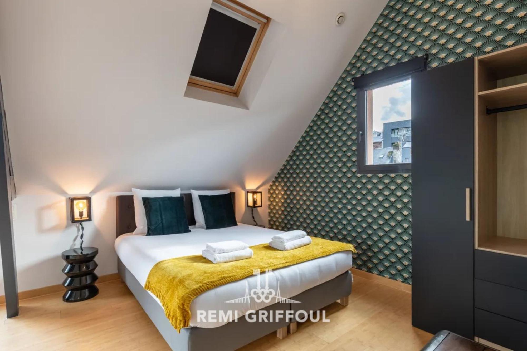 Ferienhaus The Cosmopolitan Architect Design With Rooftop Jacuzzi 8 Guests Honfleur