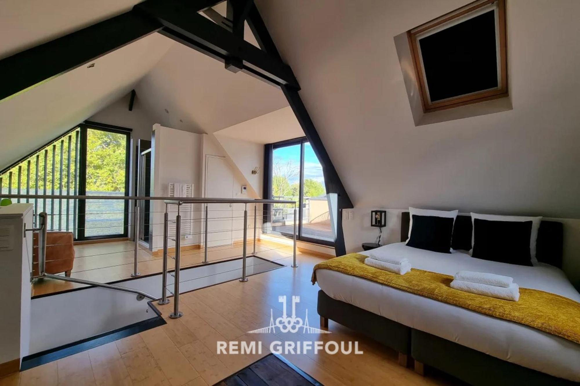 The Cosmopolitan Architect Design With Rooftop Jacuzzi 8 Guests * Honfleur