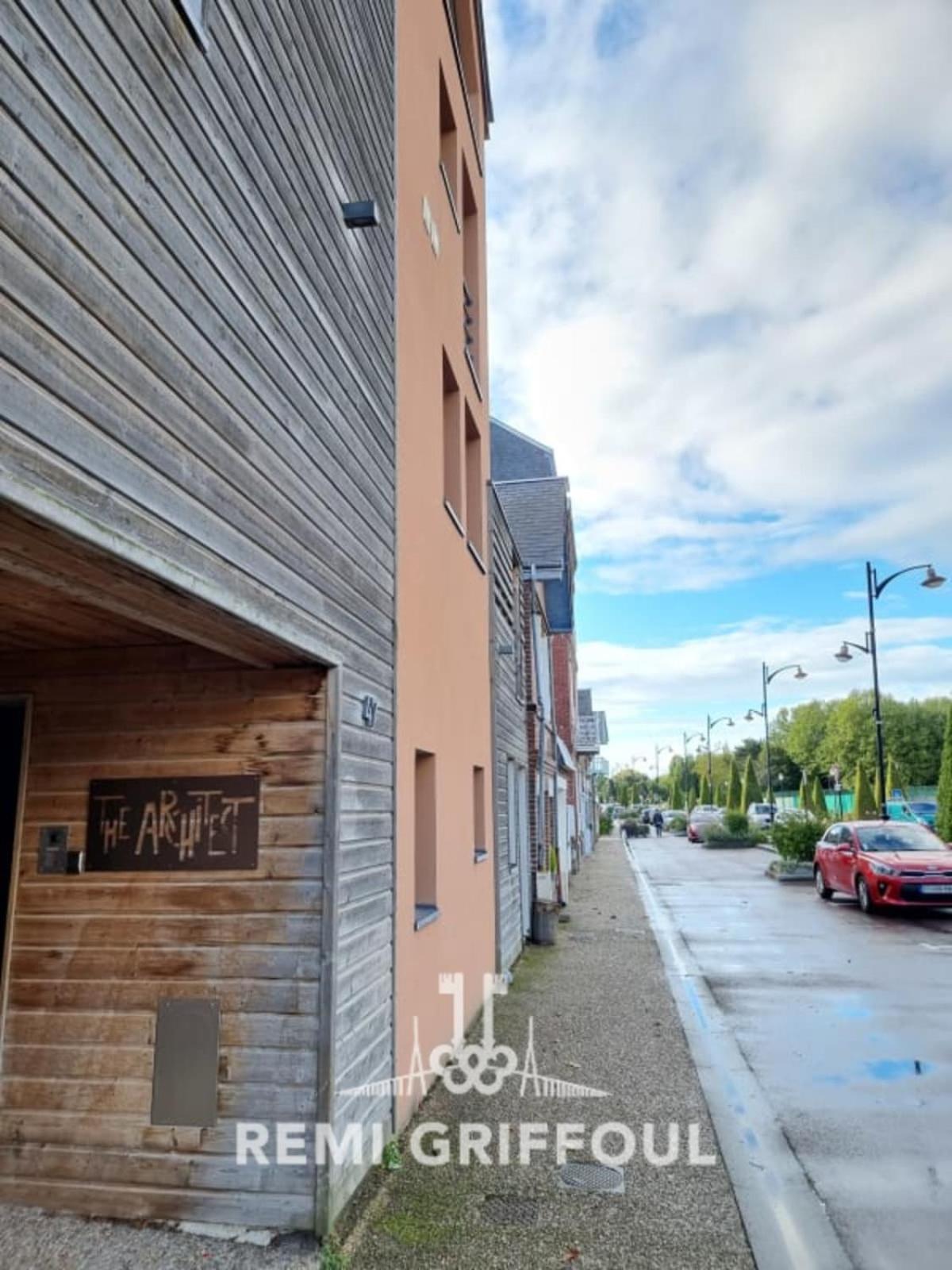 Hébergement de vacances The Cosmopolitan Architect Design With Rooftop Jacuzzi 8 Guests Honfleur